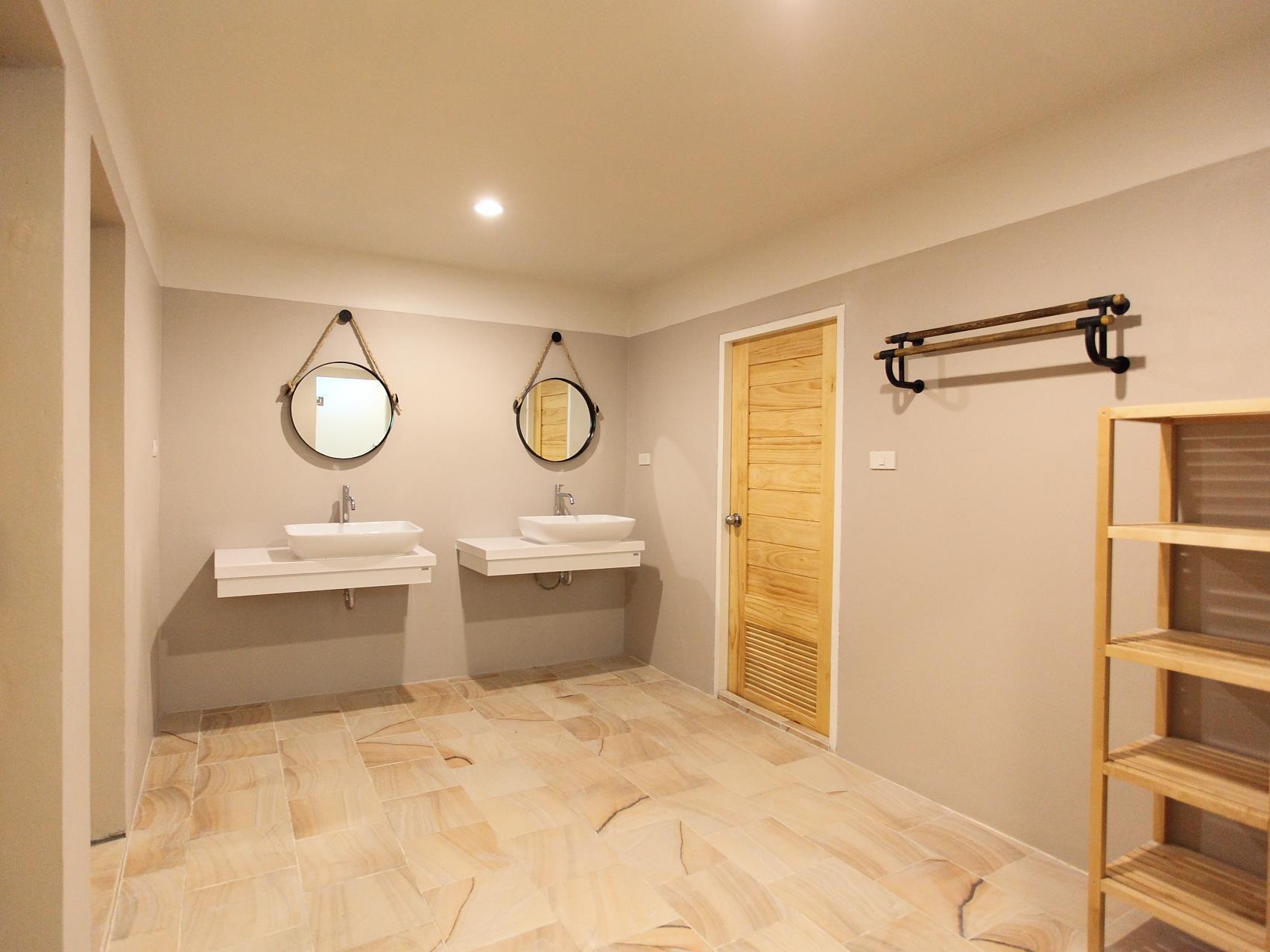 Lupta Hostel Patong Hideaway Luaran gambar